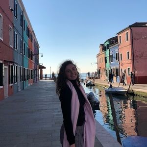 Meet your Posher, Jessica